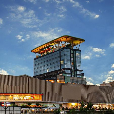 Hotel Ayola Sunrise Mojokerto Exteriör bild