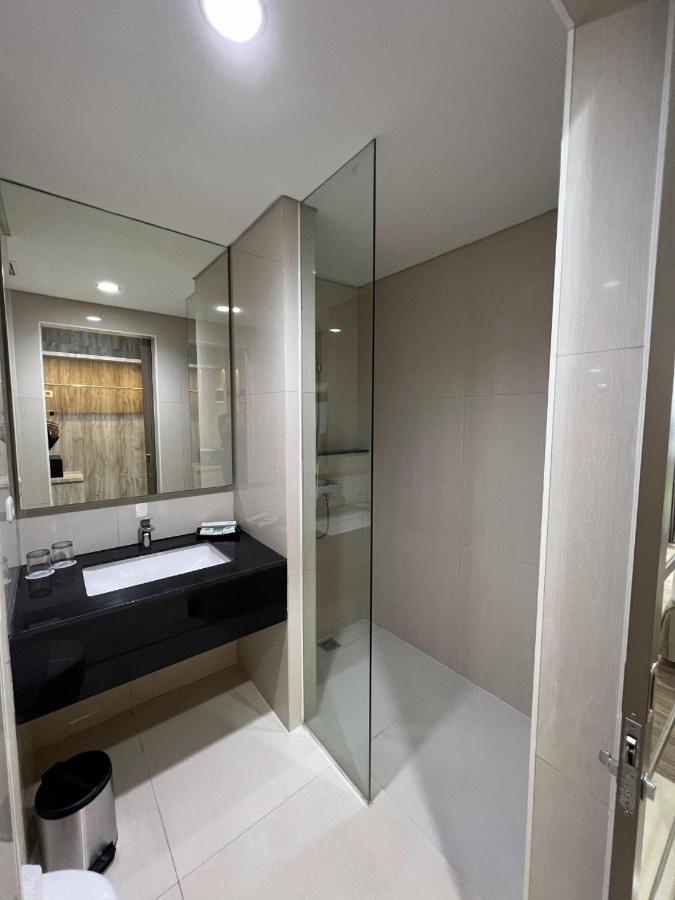 Hotel Ayola Sunrise Mojokerto Exteriör bild