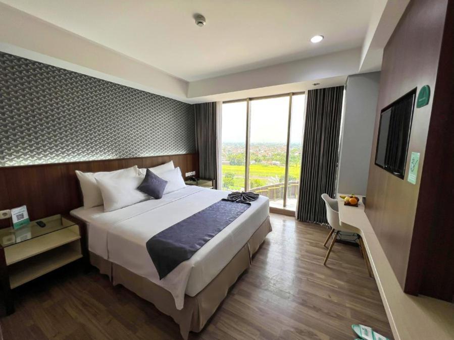 Hotel Ayola Sunrise Mojokerto Exteriör bild