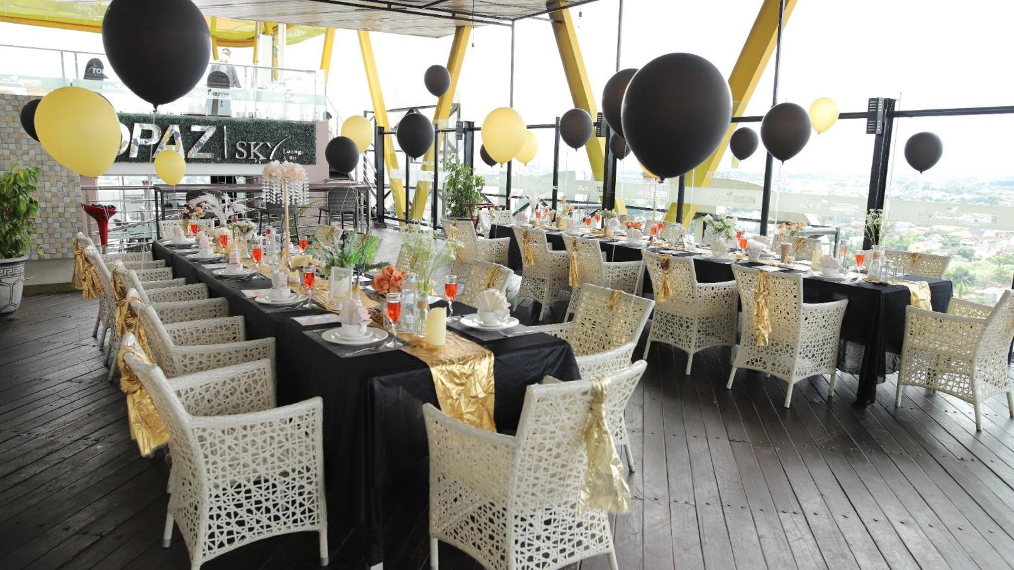 Hotel Ayola Sunrise Mojokerto Exteriör bild